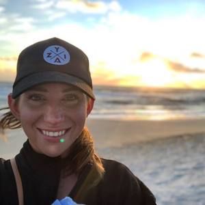 Meet your Posher, Deana